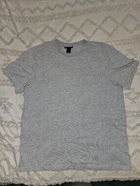 H&M Men's Crew Neck T-Shirt in Light Gray